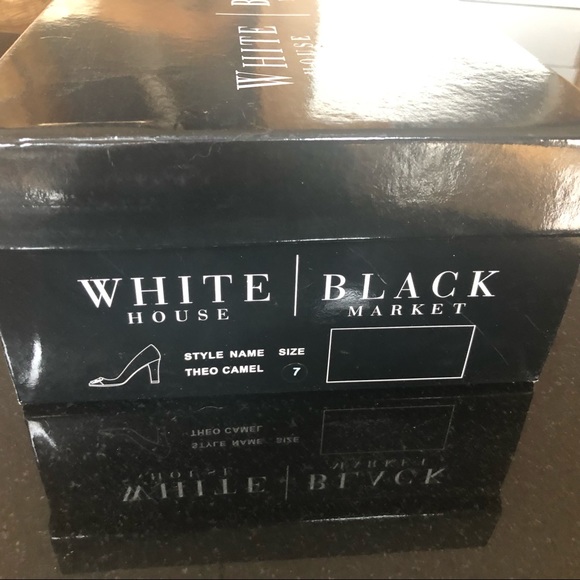 Suede/Patent dress shoe w/buckle and matching handbag - Picture 5 of 9